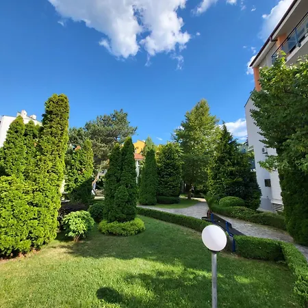 в комплекс елит Apartment *